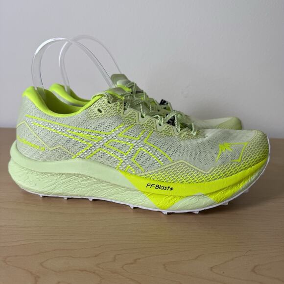 ASICS Fujispeed 3 Sneakers Neon Yellow Women's 10 Running Athletic FF Blast - Picture 1 of 13